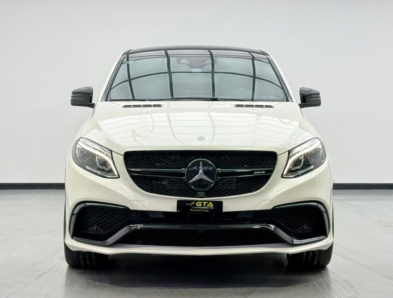 Mercedes Benz GLE 63 AMG S 2017 Mercedes Benz GLE 63 S AMG Coupe, Service History, Fully Loaded, Excellent Condition, Japanes