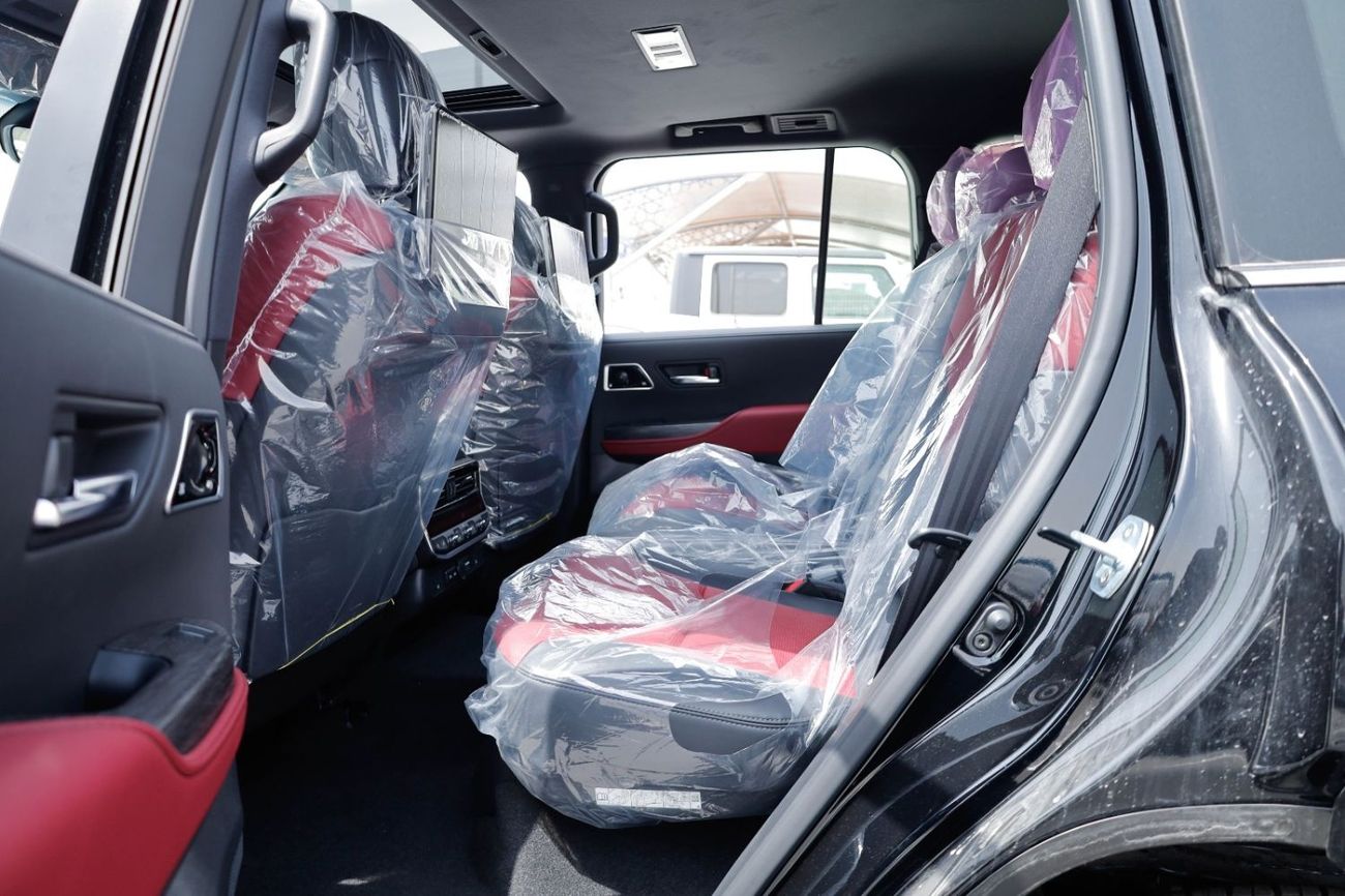 تويوتا لاند كروزر TOYOTA LAND CRUISER 300 3.3L DIESEL VXR AUTO