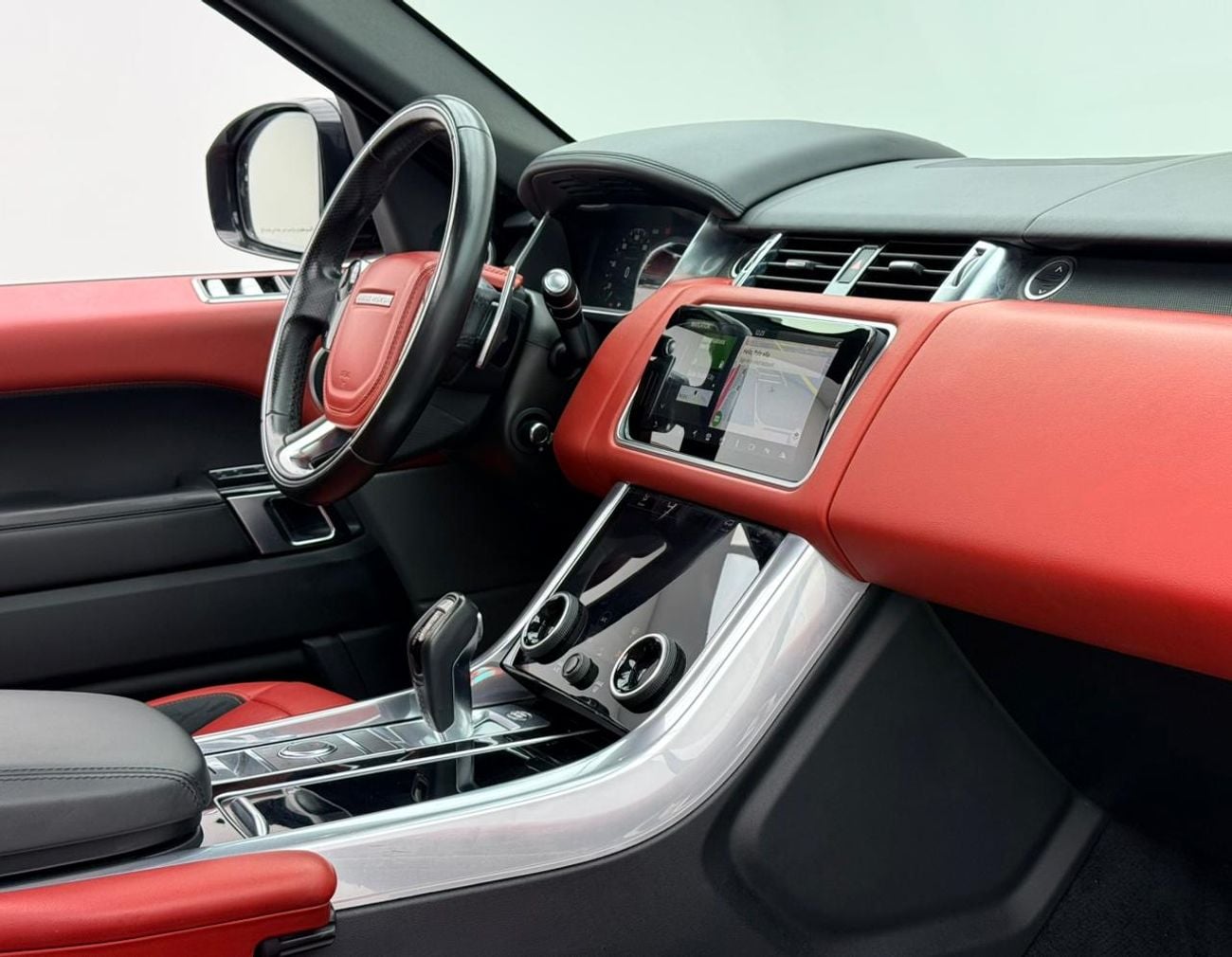 Land Rover Range Rover Sport 2018 Range Rover Sport HSE Supercharged, Full Range Rover Service History, Excellent Condition, GCC