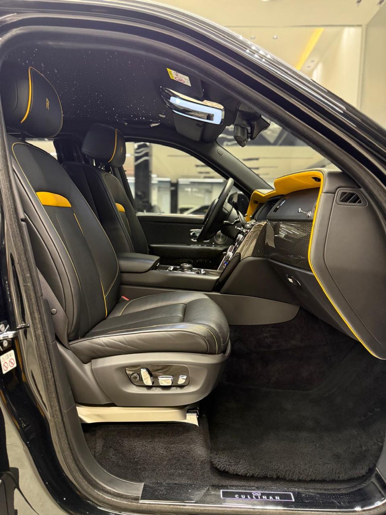 Rolls-Royce Cullinan Black Badge | GCC Specs | Under Warranty