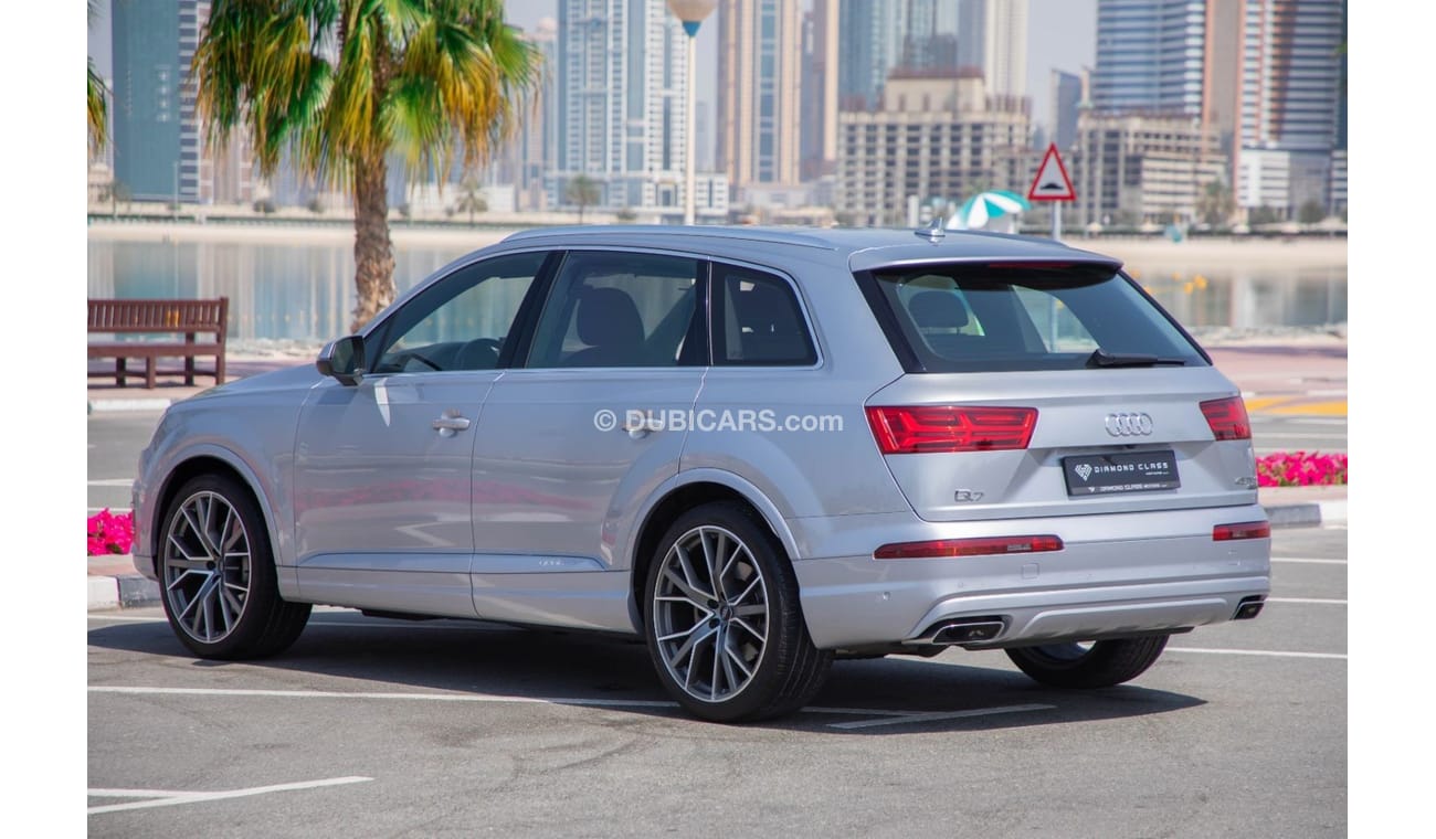 Audi Q7 45 TFSI quattro Audi Q7 TFSI 45 quattro Panoramic  2018 GCC Under Warranty