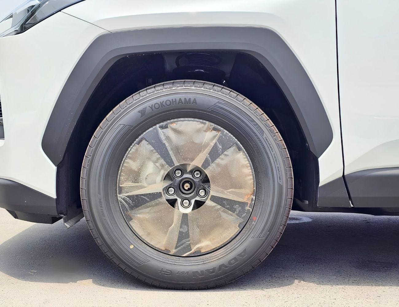 Toyota RAV4 LE || 2.0L PETROL V4 AWD | 10.5" TOUCHSCREEN DISPLAY | REAR CAMERA (CODE # RVPLEF)