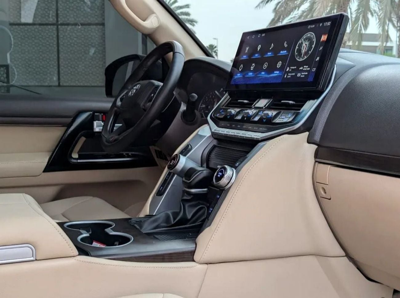 تويوتا لاند كروزر Toyota landcruise 2015Model Modified 2024Model GXR 4.0L Engine Colour Black Transmission Automatic I