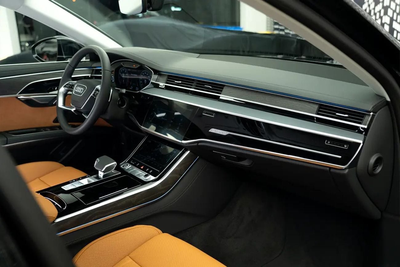 أودي A8 AUDI | A8L QUATTRO 55 | 2026 | GCC SPECS DEALER WARRANTY + SERVICE CONTRACT. Full self-driving capab