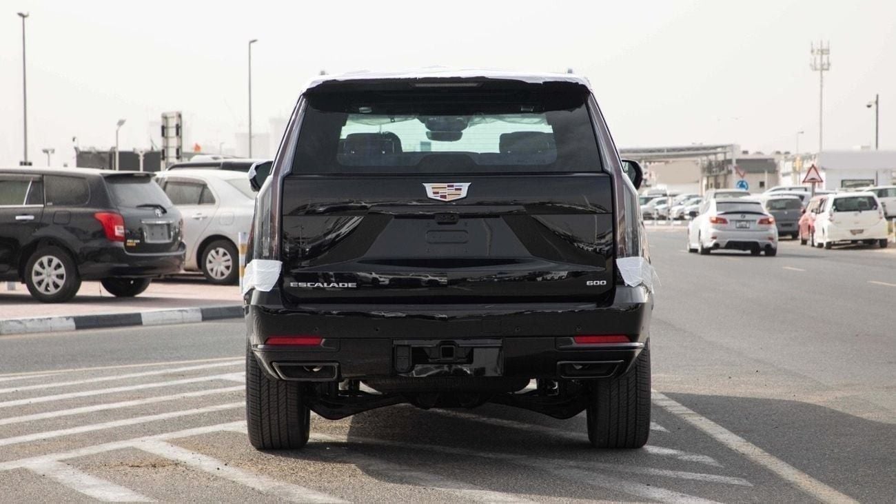 كاديلاك إسكالاد Sport 6.2L AWD | 2025 | For Export Only
