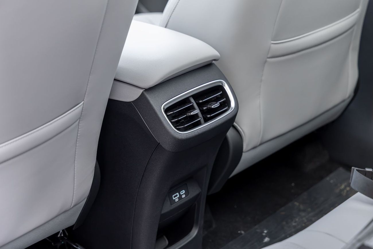 بي واي دي سيليون 06 BYD Sealion 06 DM-I 170KM - 2025 (Export)