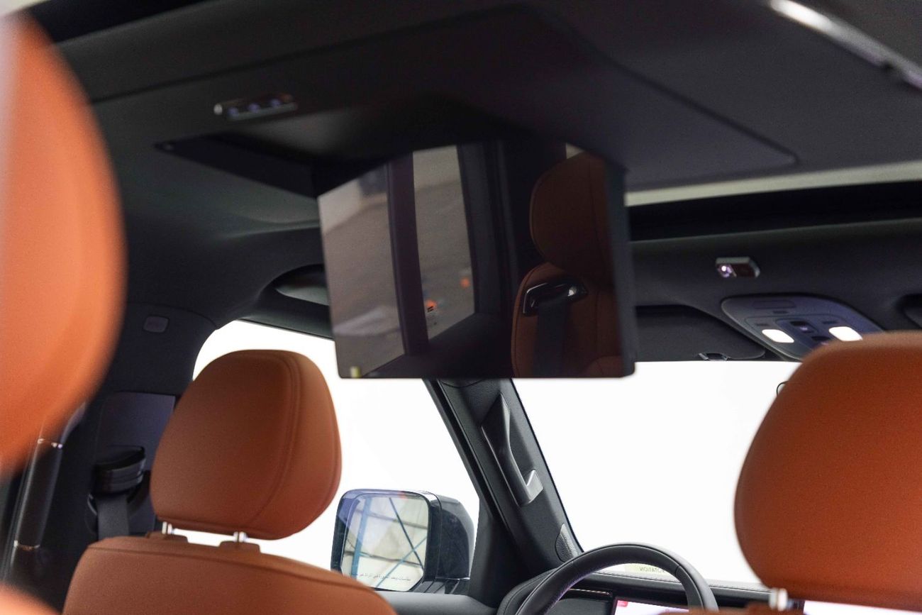 روكس 01 1.5L - Plug-in Hybrid - White Inside Orange | Export Only