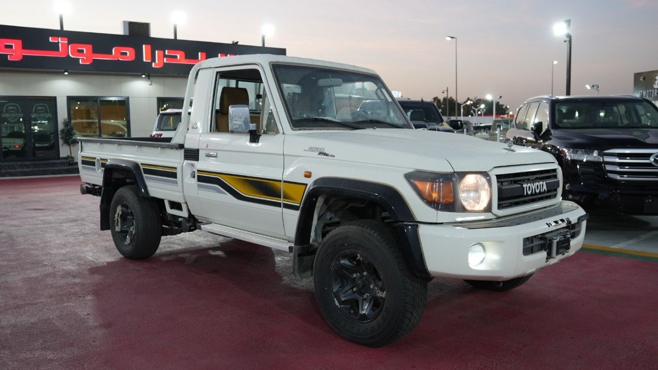 New 2022 Toyota Land Cruiser Pick Up SC (J70), 2dr Single Cab Utility ...