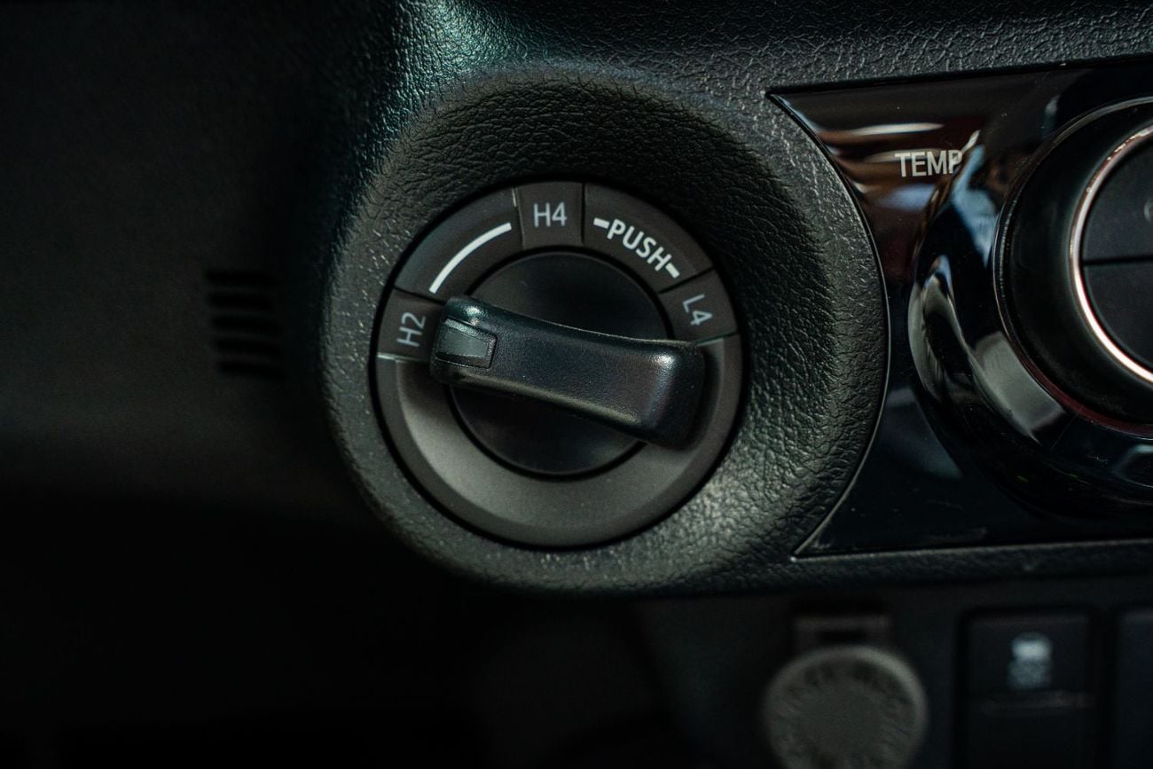 Toyota Hilux Toyota Hilux 2.7L   2026  Automatic