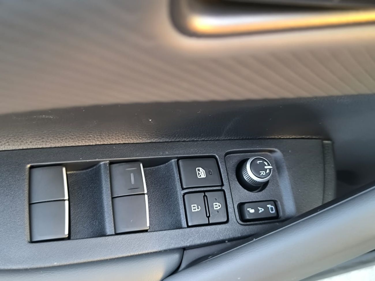 تويوتا فرونتلاندر 2.0L Hybrid Luxury Plus Full Option (Top Option) 2025 Brand New Export Only