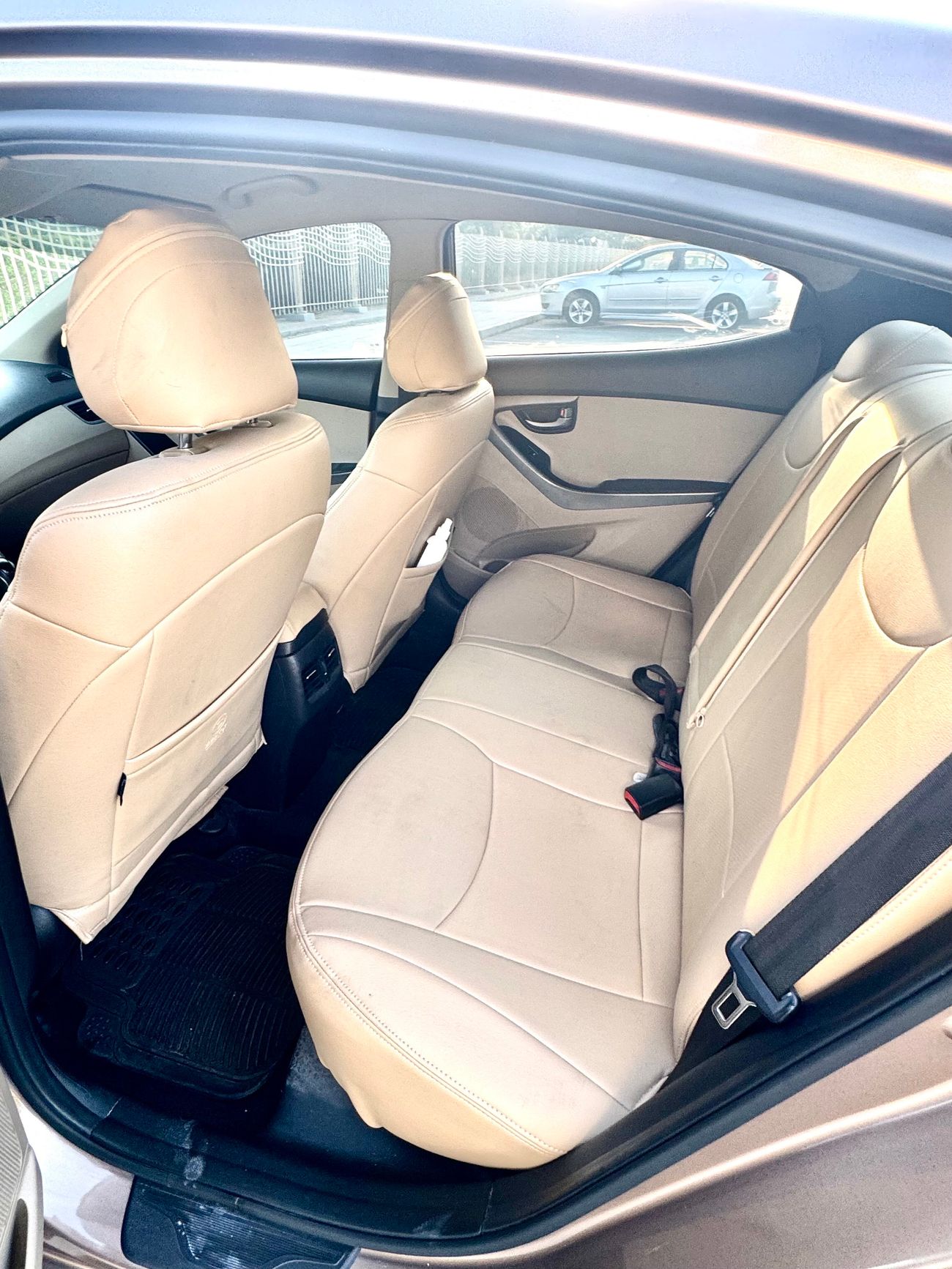 هيونداي إلانترا