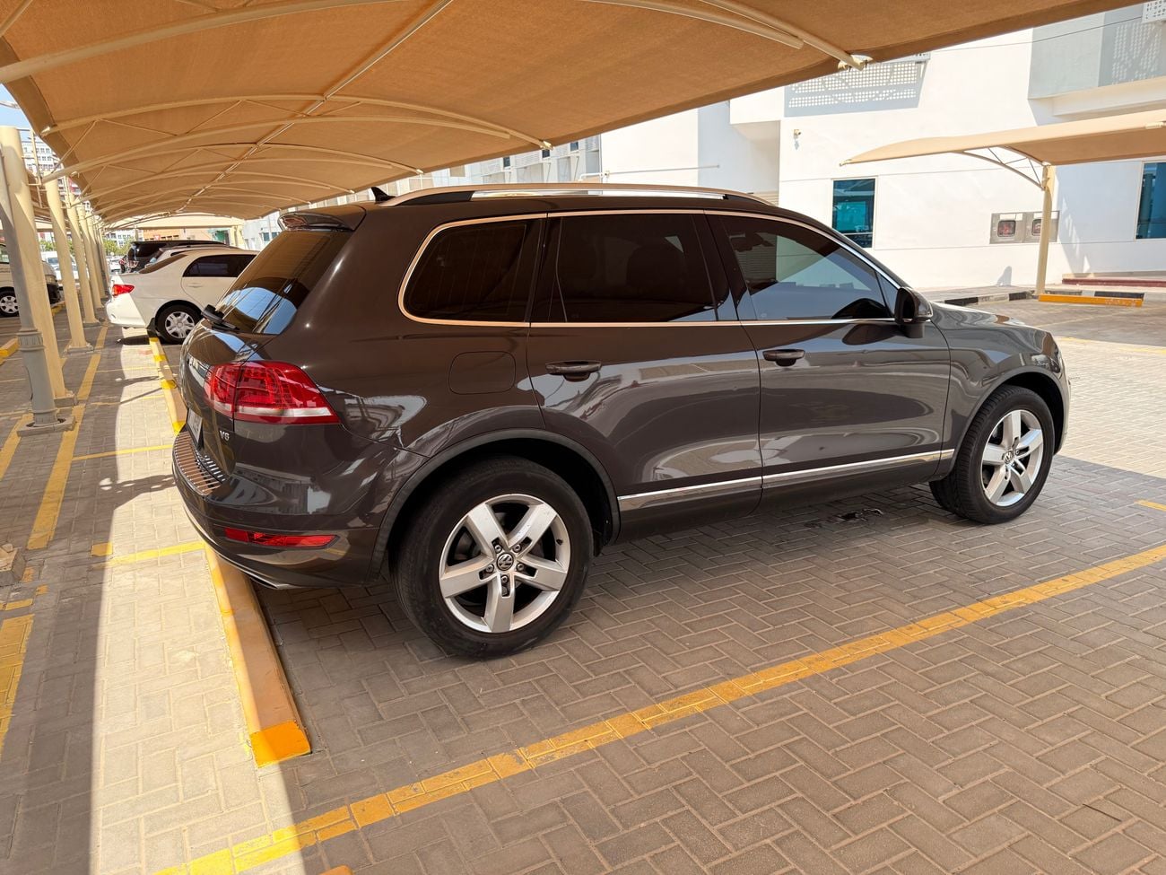 فولكس واجن طوارق SE 3.6L
