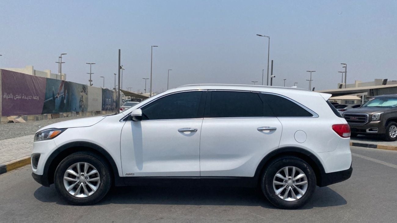 Kia Sorento Base 2.4L AWD Free Accident Original Paint