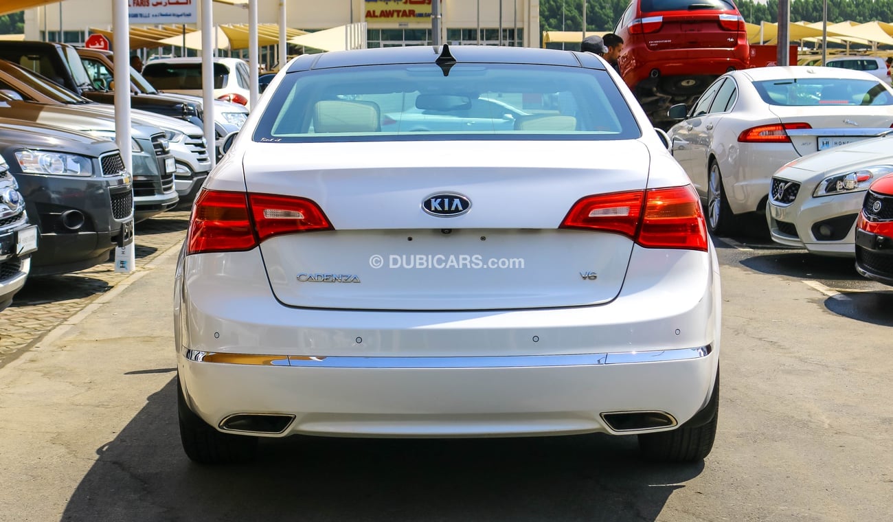 Kia Cadenza