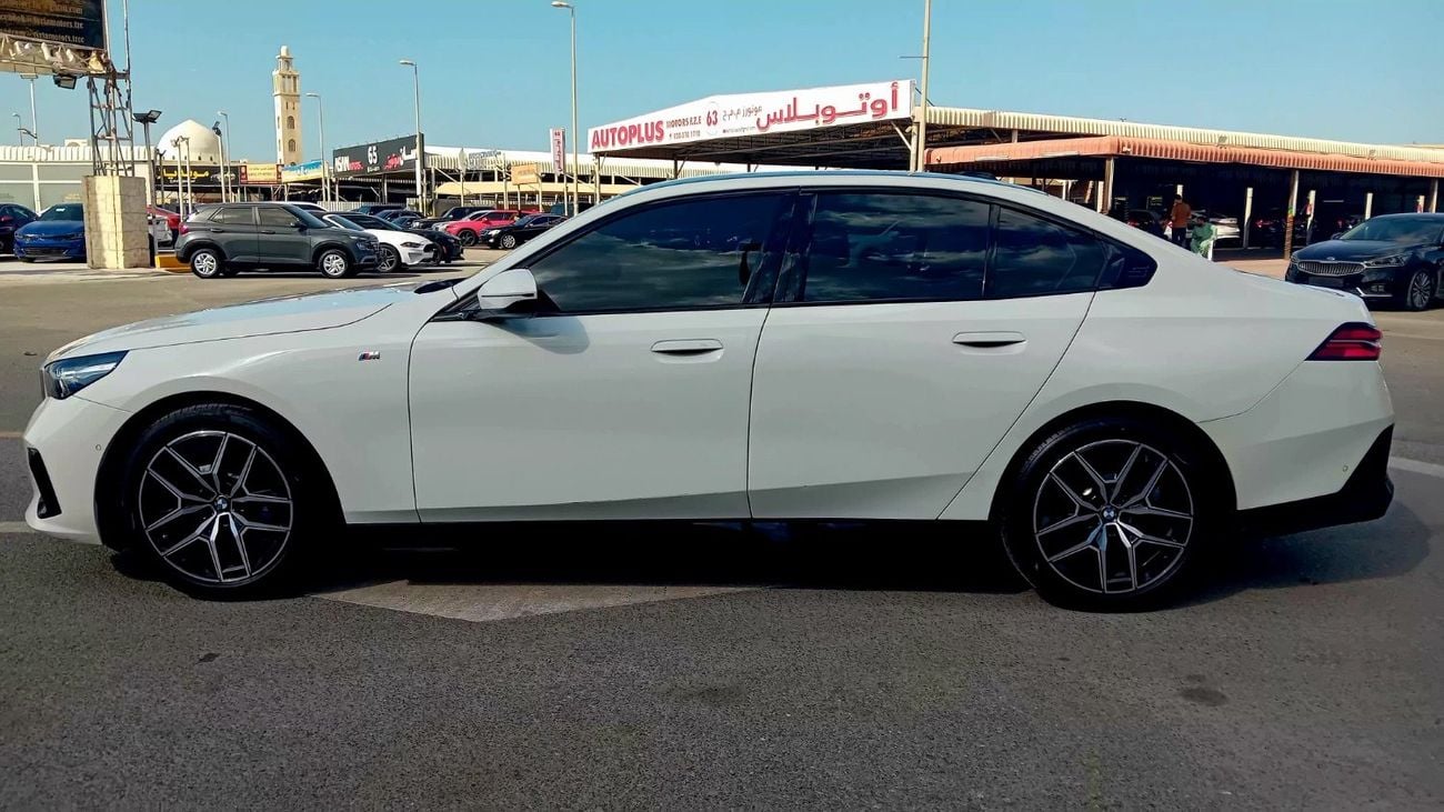 بي أم دبليو 520i بي ام  دبليو 520i