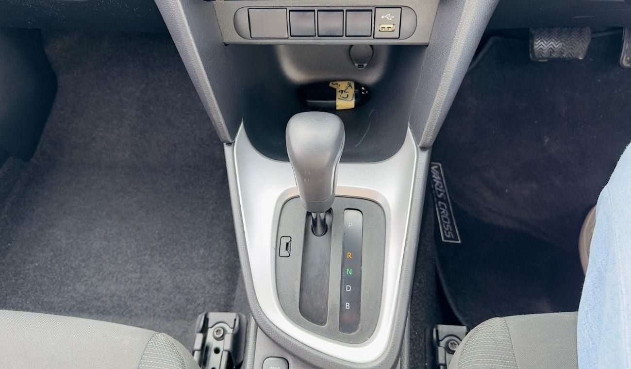 تويوتا يارس كروس PREMIUM CONDITION | 1500CC HYBRID ENGINE | RHD | 2021 | 360 VIEW CAMERA