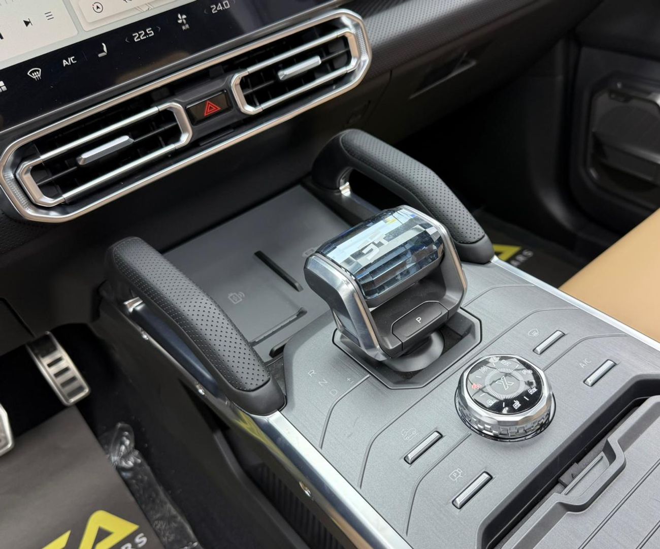 جيتور T2 2025 Jetour T2 (Defender Kit), 1 Year Warranty, Brand-New Condition