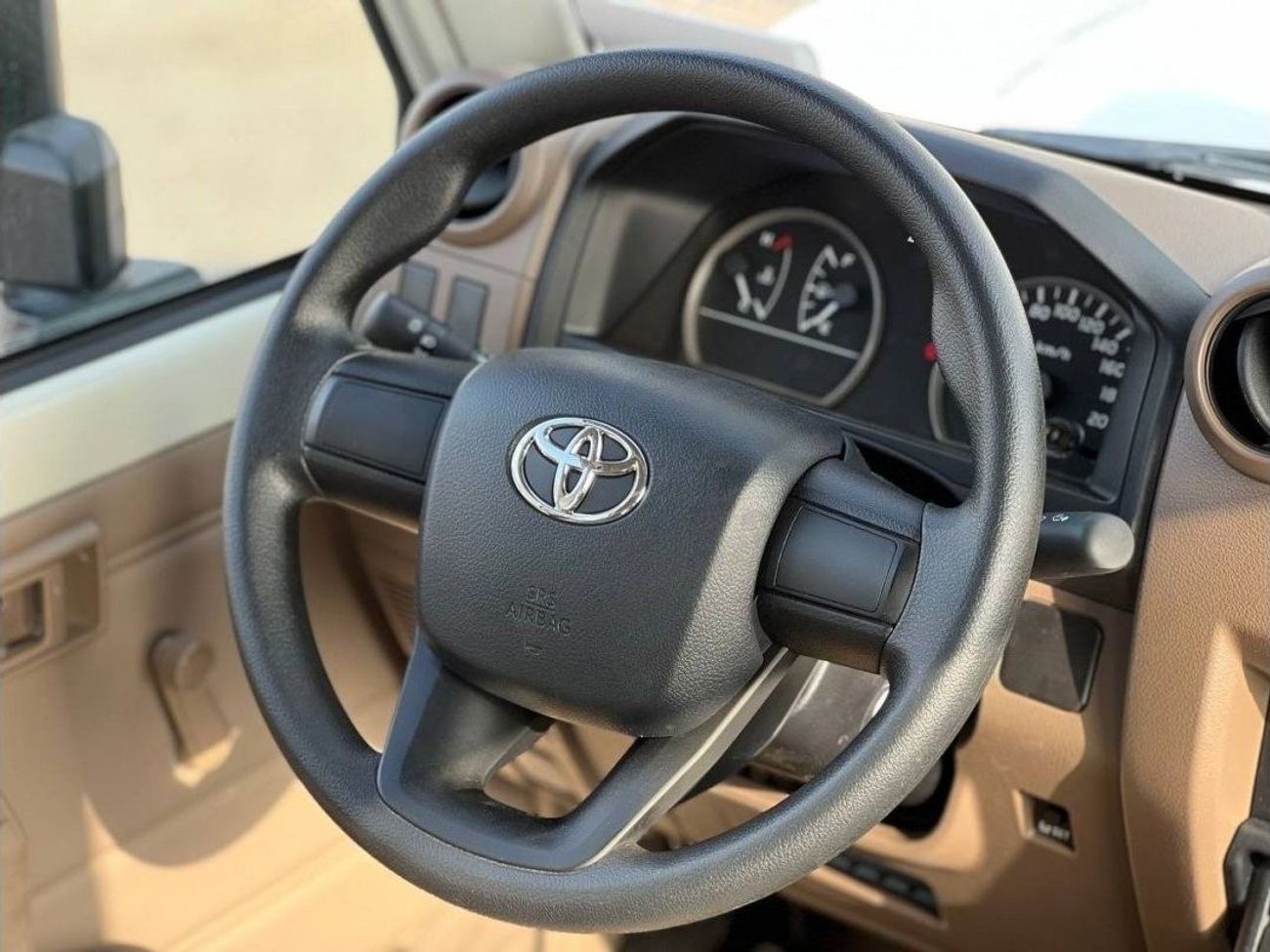 Toyota Land Cruiser 70 LC78 3 DOORS 4.0L PTR M/T // 2025 // STANDARD OPTION // SPECIAL OFFER // BY FORMULA AUTO // FOR EXPO