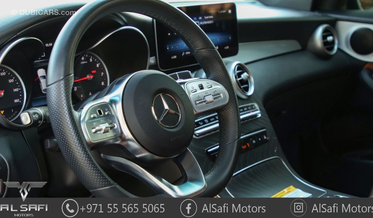 Mercedes-Benz GLC 300 4MATIC COUPE AMG