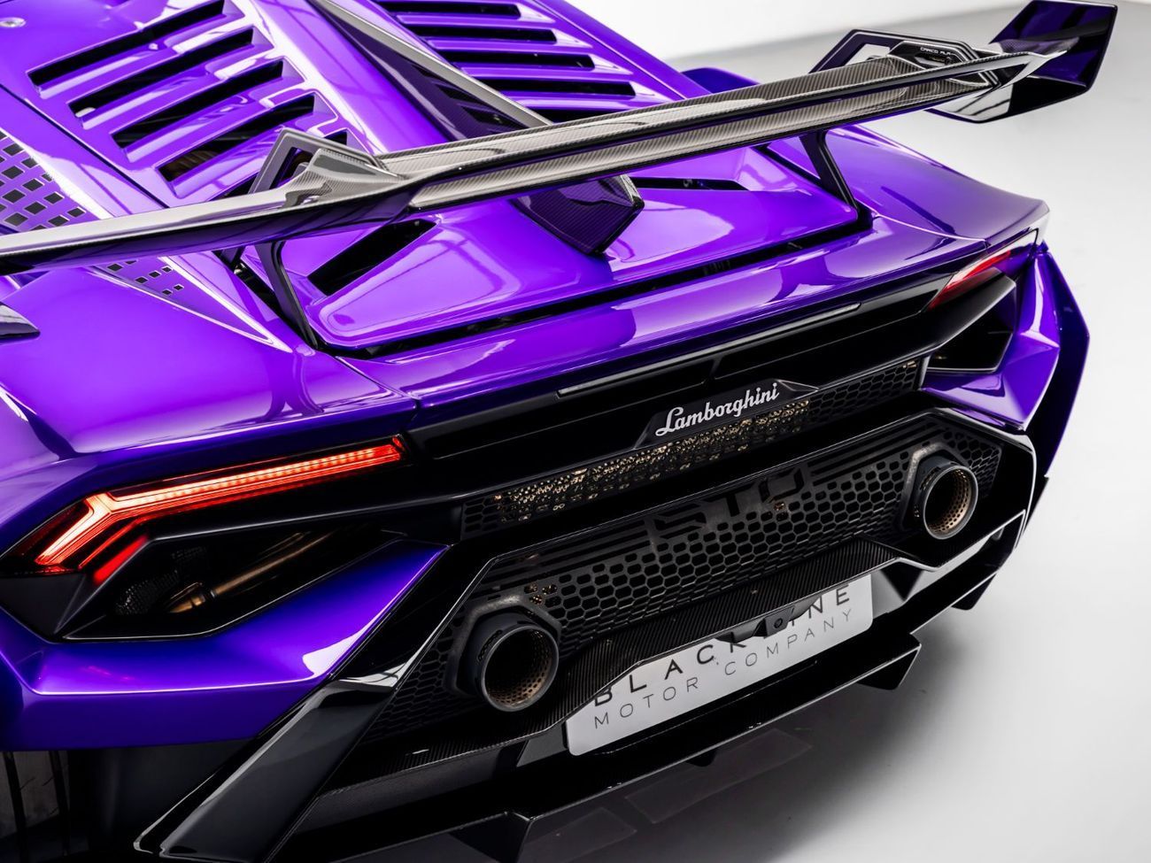 لامبورغيني هوراكان STO