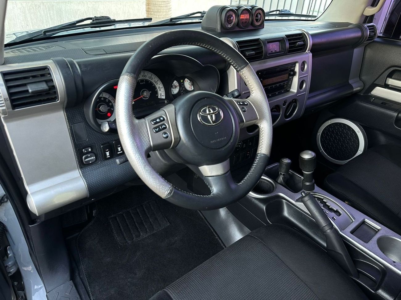 تويوتا إف جي كروزر VXR