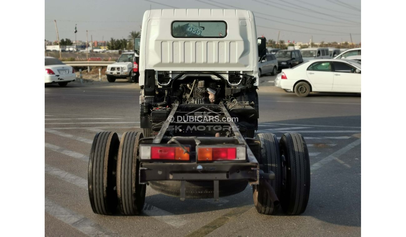 Mitsubishi Fuso Canter 4.2L, Diesel, Manual Grear Box, Front A/C, Dual Battery (LOT # 6452)