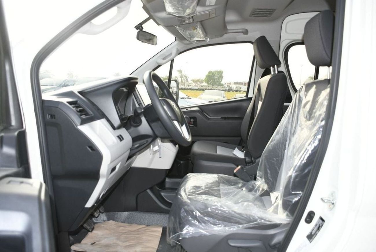 تويوتا هاياس HiAce 3.5L Manaul Petrol