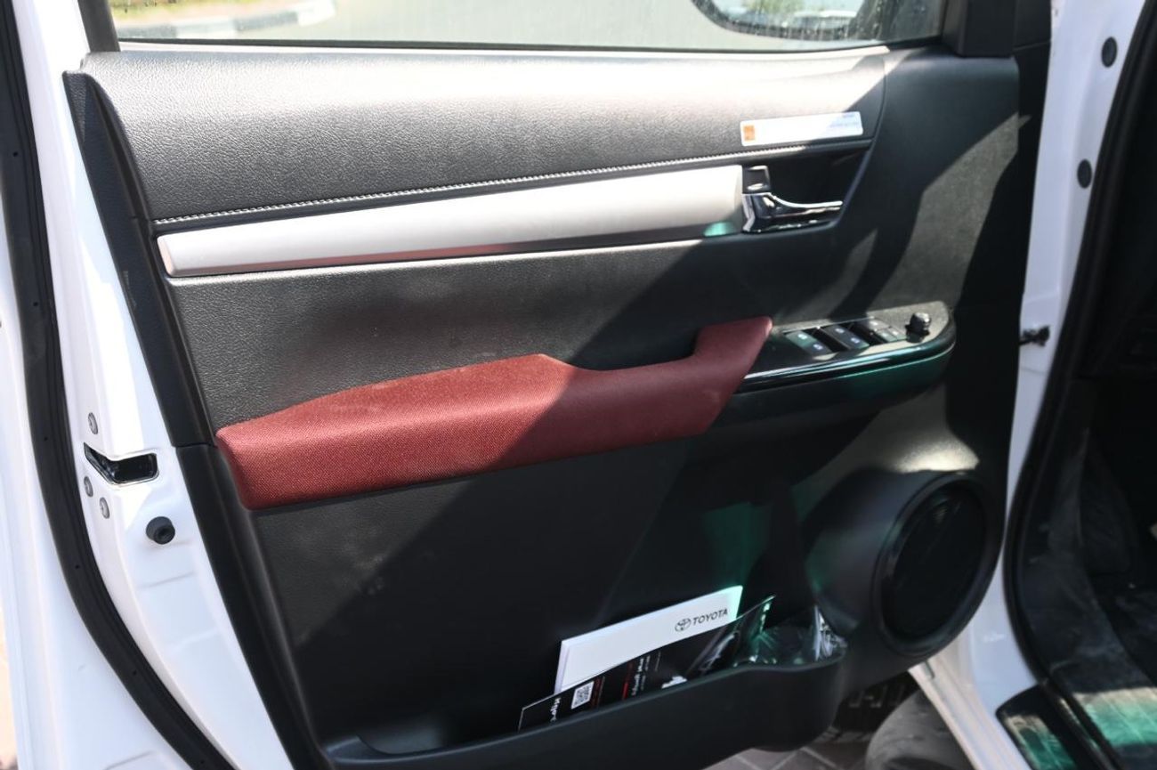 Toyota Hilux S GLX 2.4L 4WD A/T