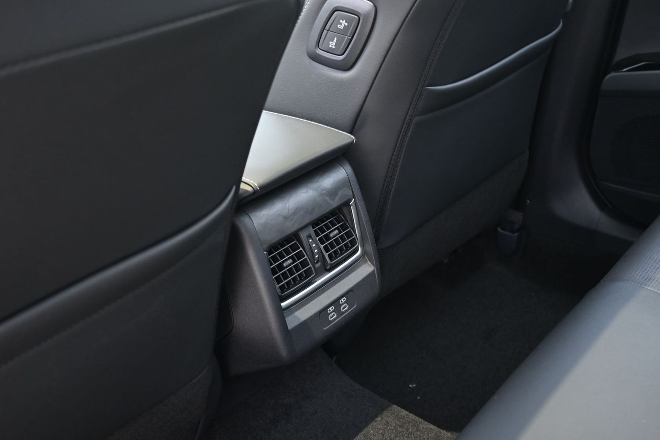 تويوتا كامري Toyota Camry 2.5L Hybrid Chinese, Model 2025, Color Black