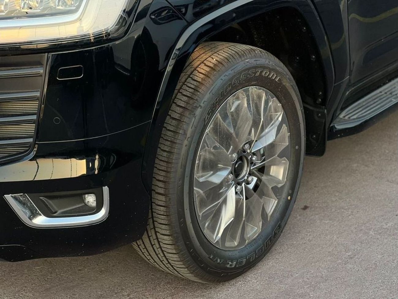 Toyota Land Cruiser TOYOTA LAND CRUISER VXR  (300 SERIES) 3.5 L 4WD