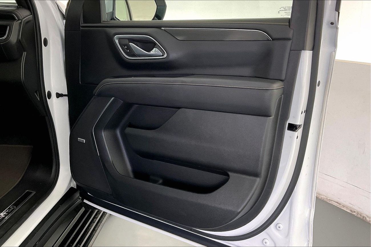 GMC Yukon AT4| 1 year free warranty | Exclusive Eid offer