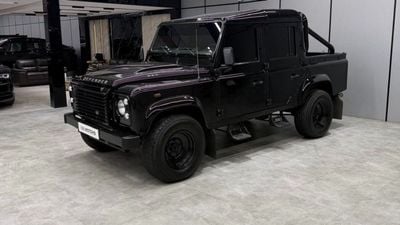 Land Rover Defender 110 Land Rover Defender 2015 GCC specs