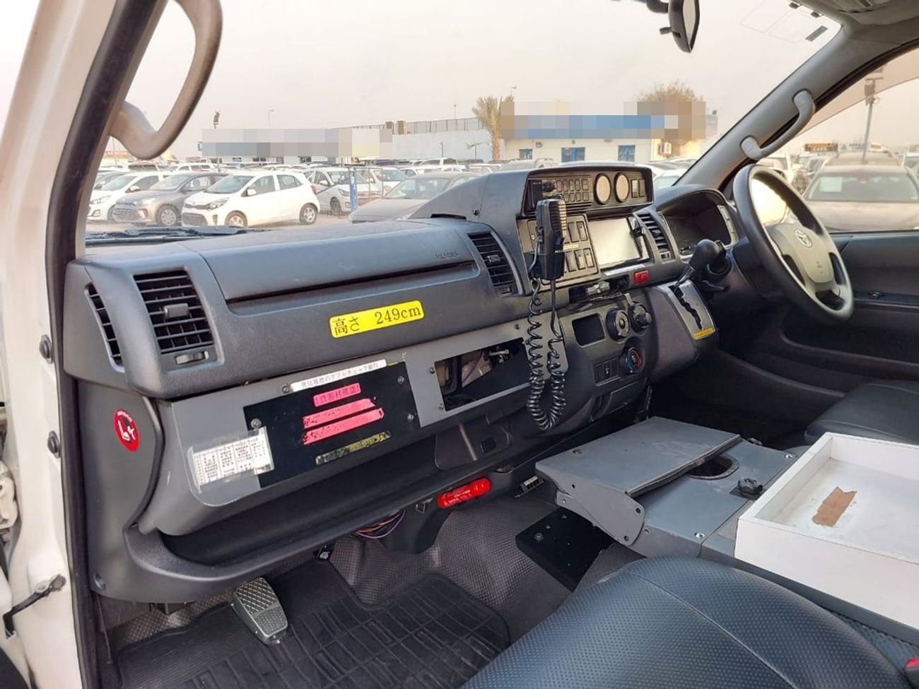 تويوتا هاياس TOYOTA HIACE VAN AMBULANCE RHD 2015 MODEL 2.7 L PETROL AUTOMATIC(PM14222)