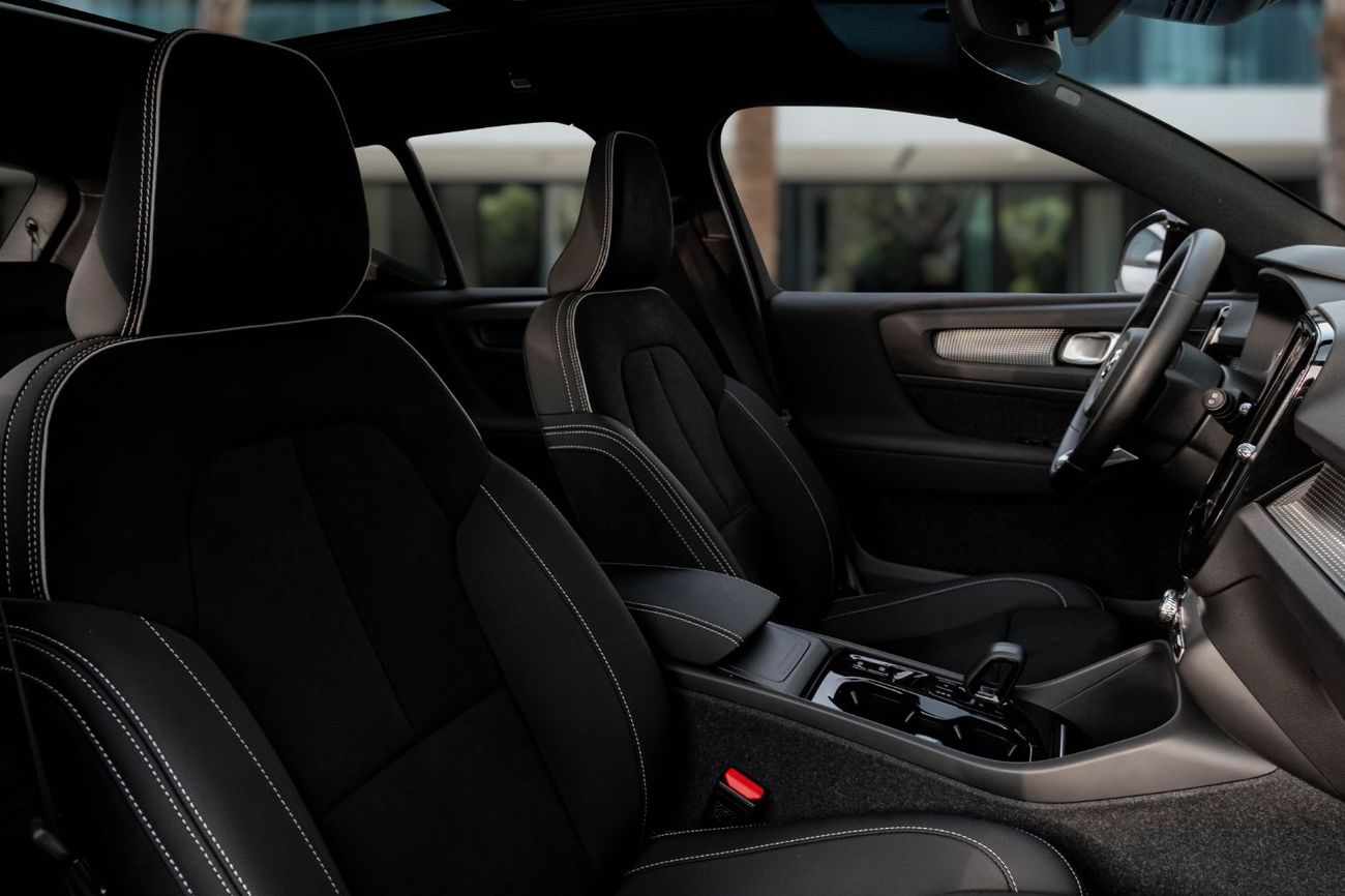 Volvo XC40 B4 Ultimate Dark | 2,546 P.M  | 0% Downpayment | Warranty!