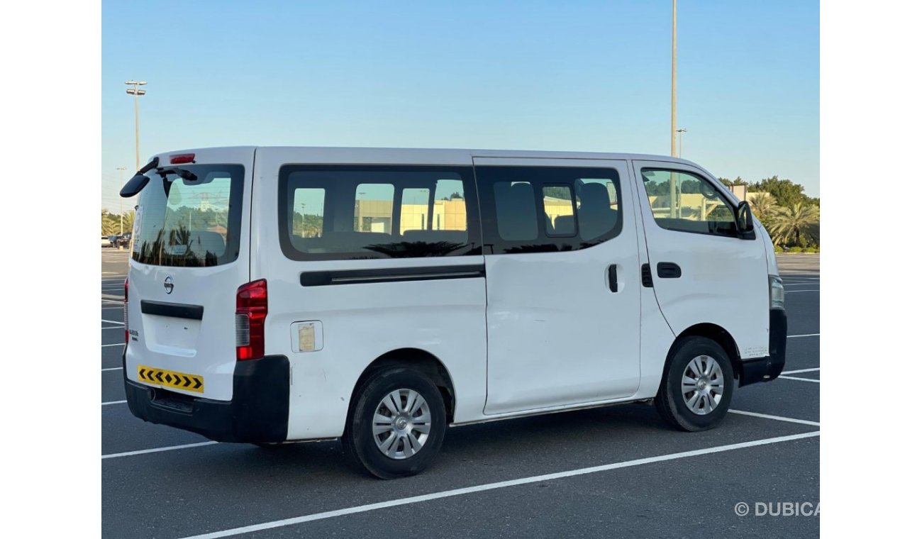 Nissan Urvan Panel Van Std