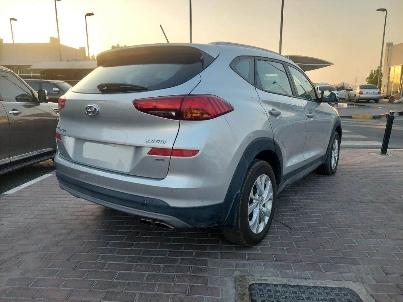 هيونداي توسون 2.4L PETROL AUTOMATIC TRANSMISSION