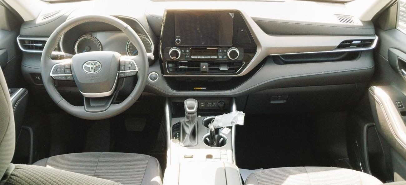 تويوتا هايلاندر Toyota Highlander GLE 2.5L Hybrid 2024YM