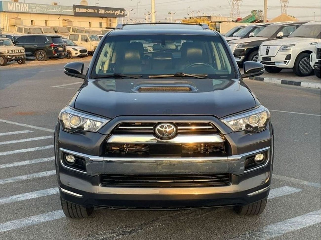 Toyota 4Runner 2018 Toyota 4Runner Limited Edition Full Option 4.0L V6 - AWD 4x4 Push Start & Sunroof - 35,000 Mile