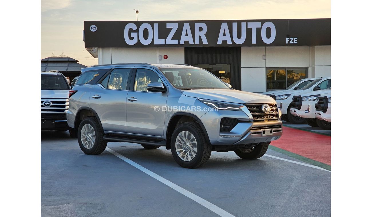Toyota Fortuner 2.8L full options