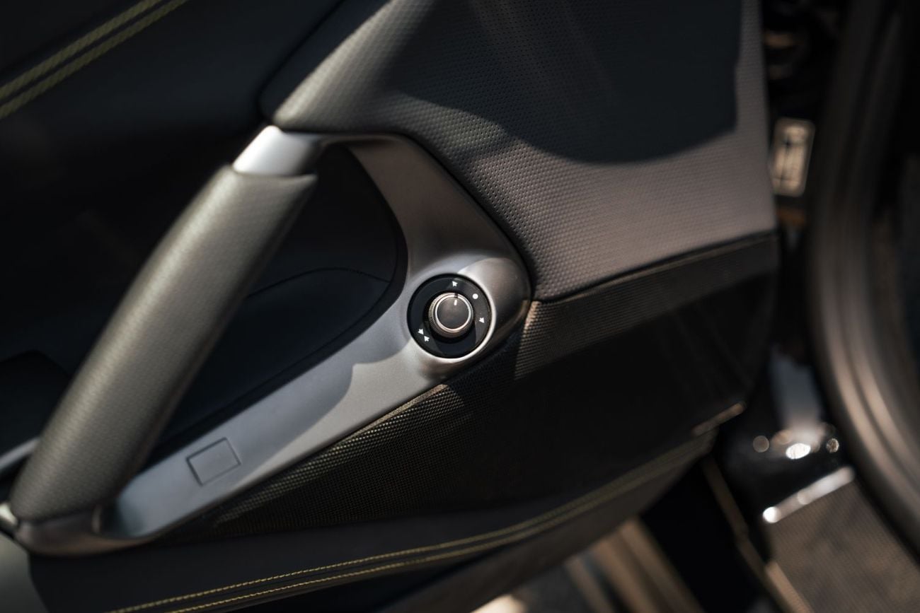 Ferrari 812  812 / 2021 / Warranty + Service from Al Tayer GCC | Contact Now