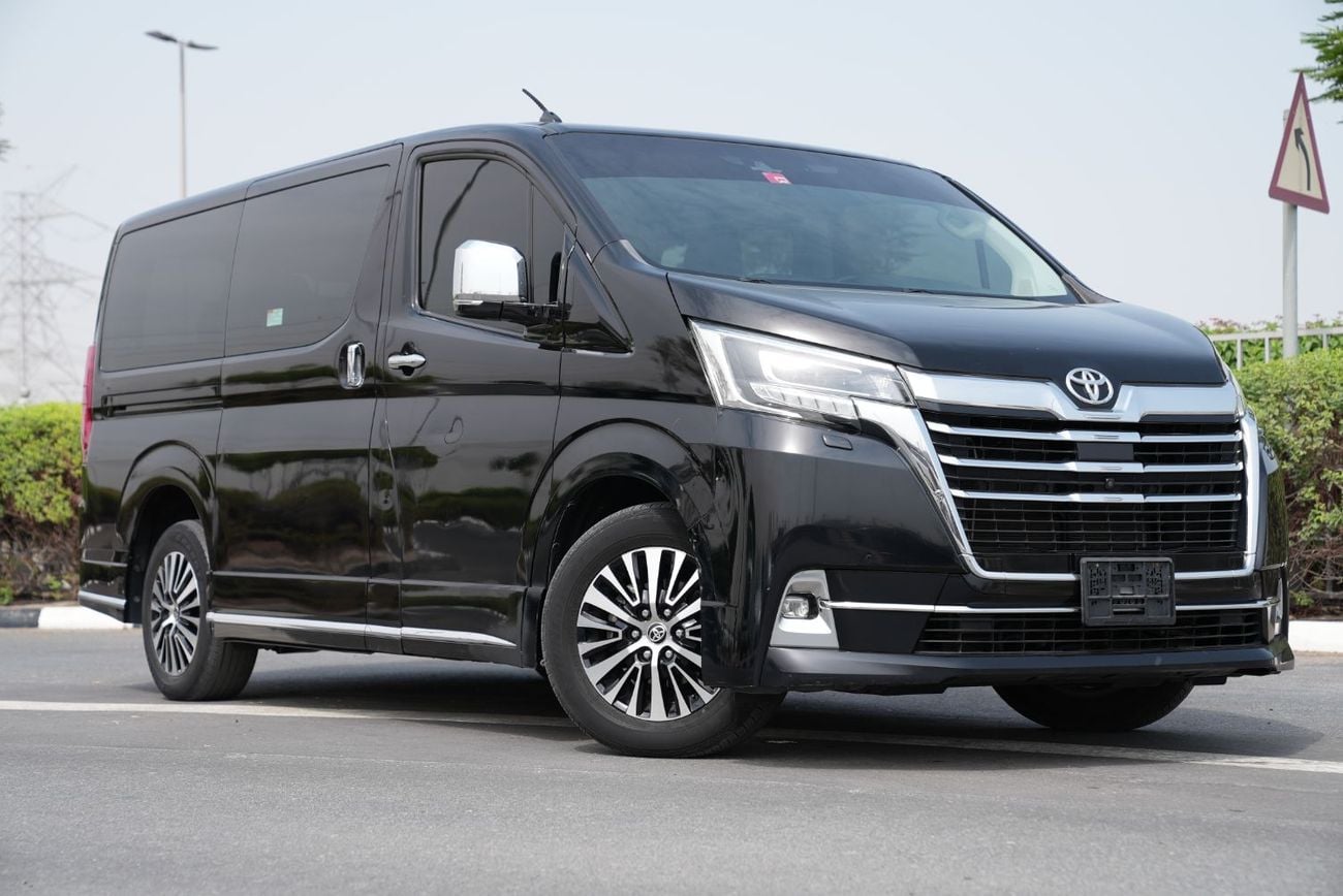 Toyota Granvia PREMIUM