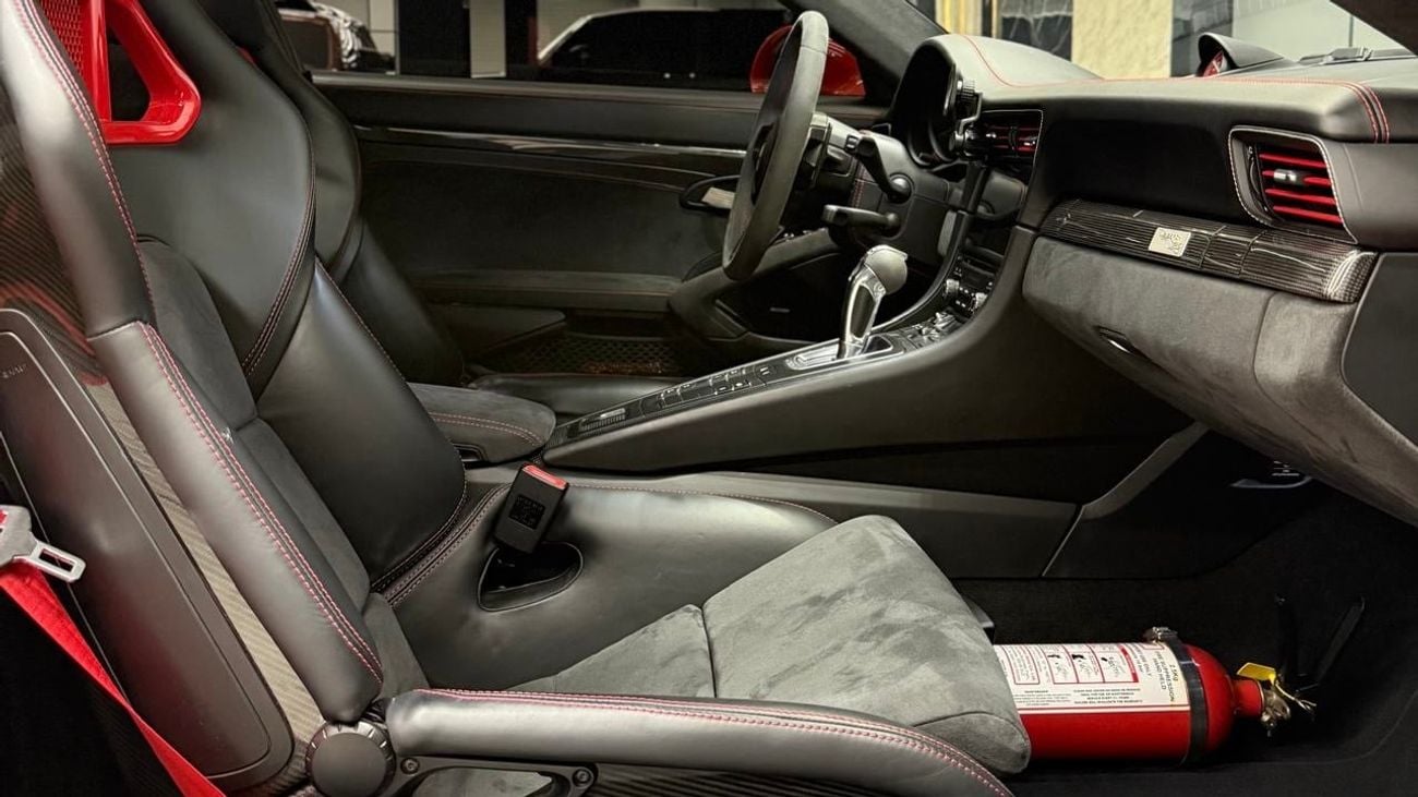 بورش 911 GT3 RS 4.0L (520 HP) Coupe