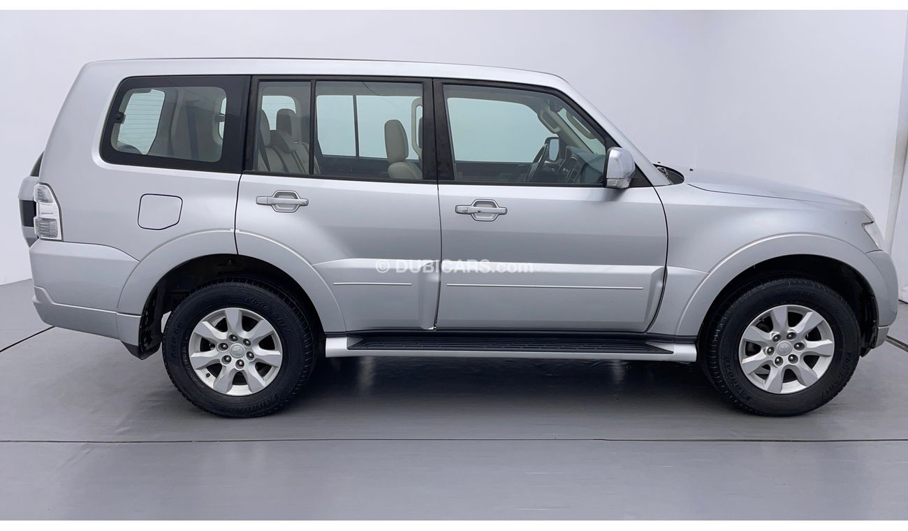 ميتسوبيشي باجيرو GLS LOWLINE 3.5 | بدون دفعة مقدمة | اختبار قيادة مجاني للمنزل