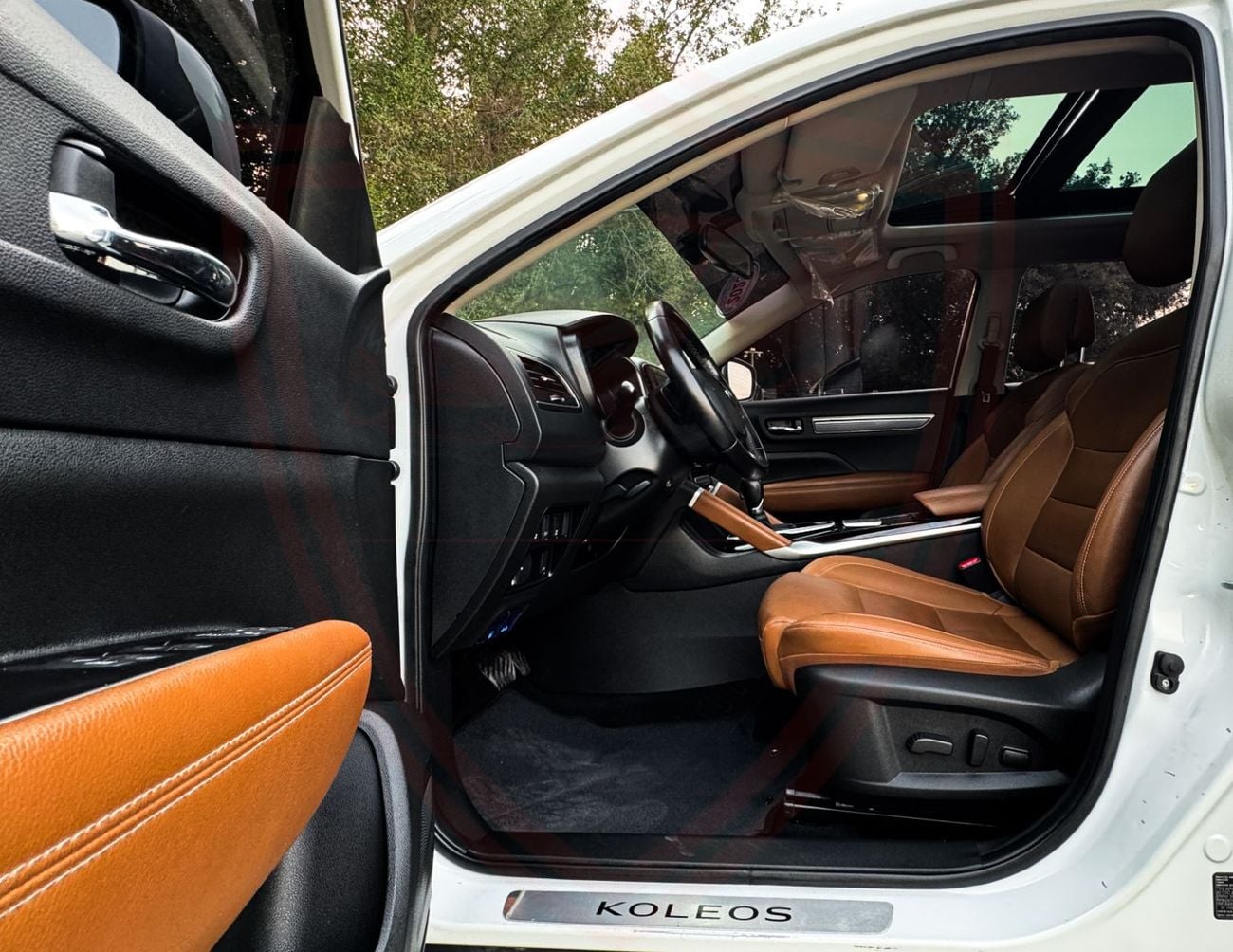 رينو كوليوس رينو كوليوس | 2.5 لتر | 2023 | كاملة المواصفات | خليجية | خالية من الحوادث | بحالة ممتازة | 1008 شهر