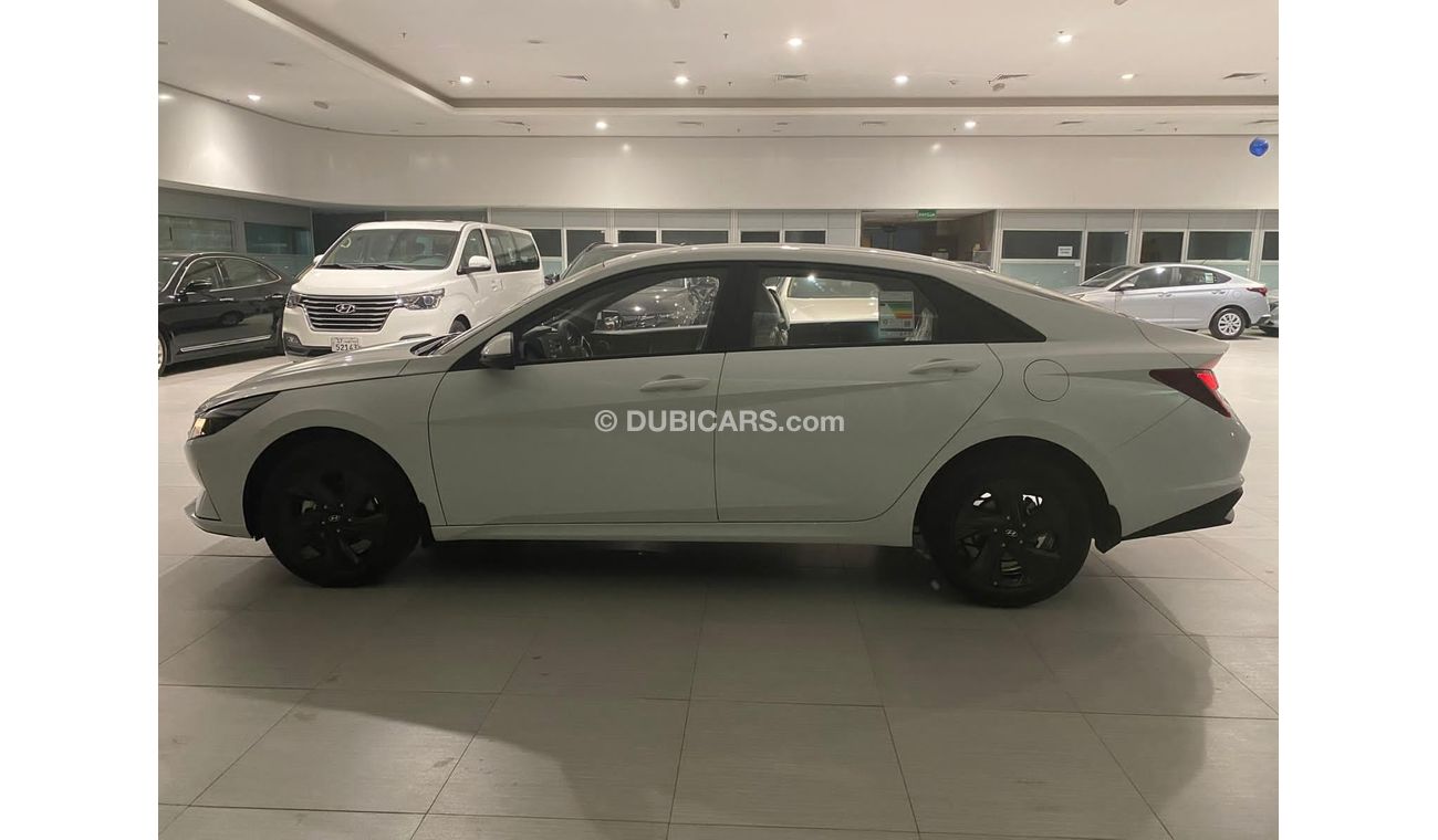 Hyundai Elantra 2.0 L basic option