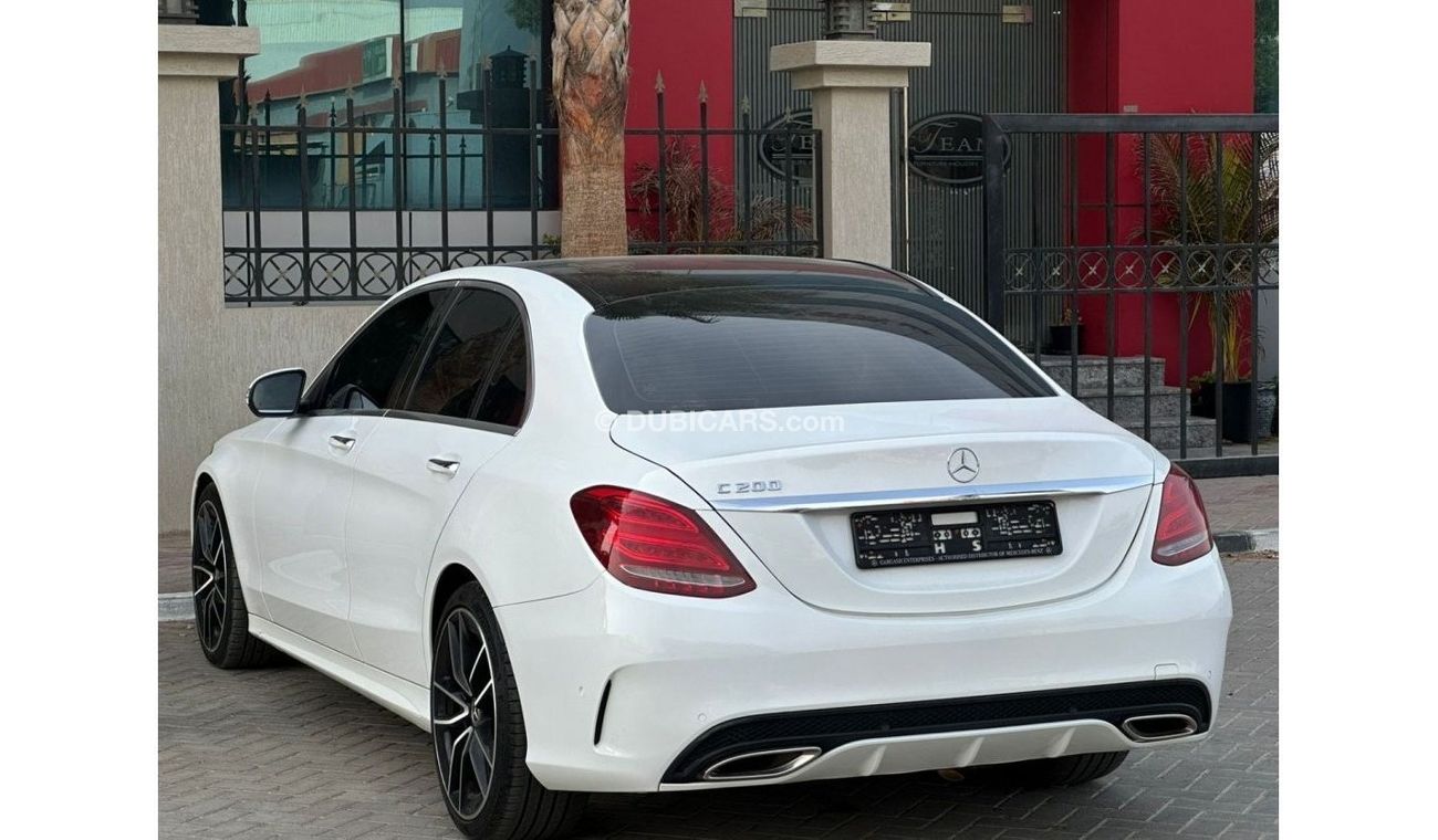 Mercedes-Benz C 200 Elegance مرسيدس سي 200  موديل : 2018  مطلوب : 110.000 ممشي : 91000 k.m مواصفات خليجية فل اوبشن  بدون
