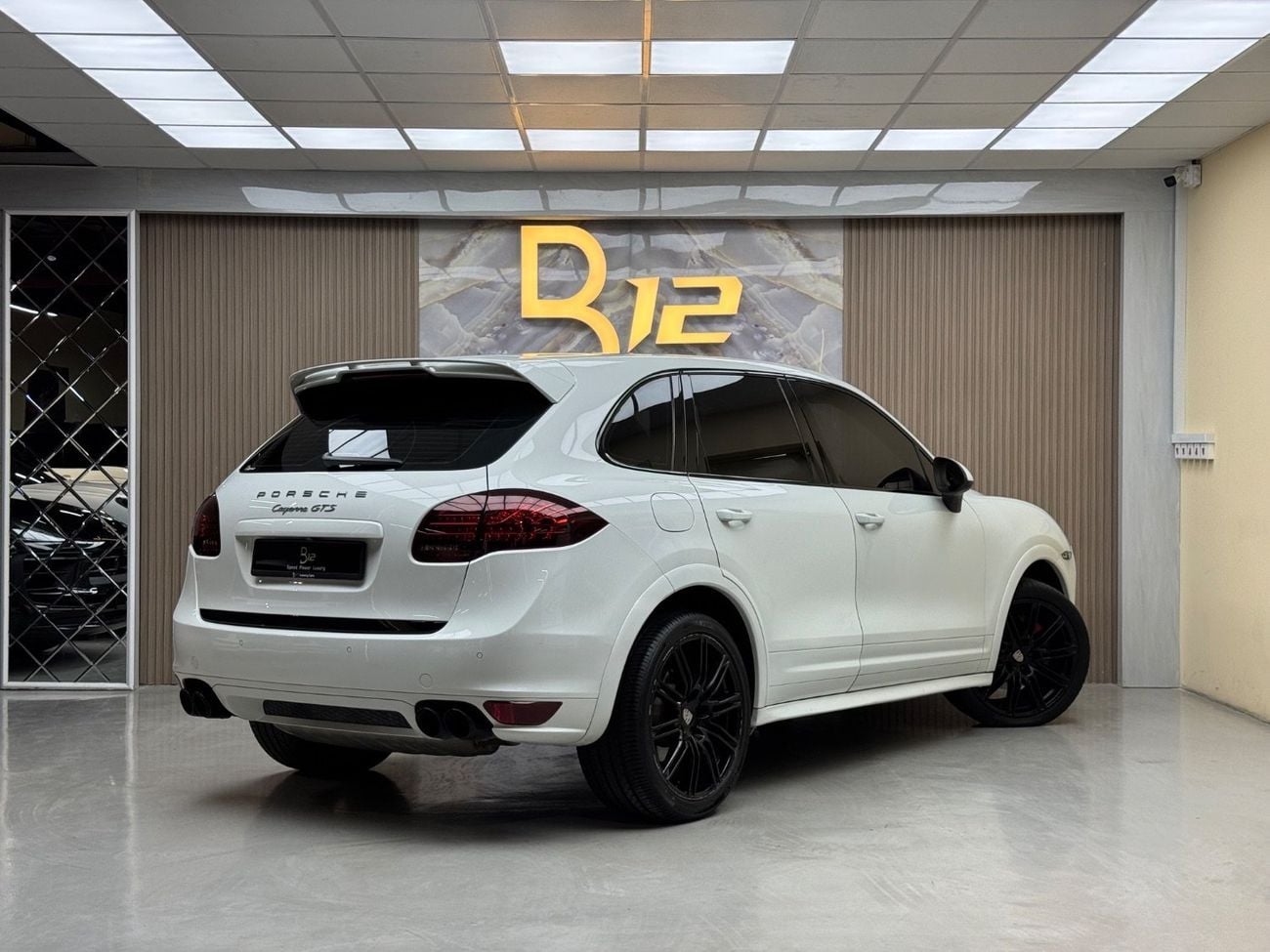 بورش كايان GTS 4.8L