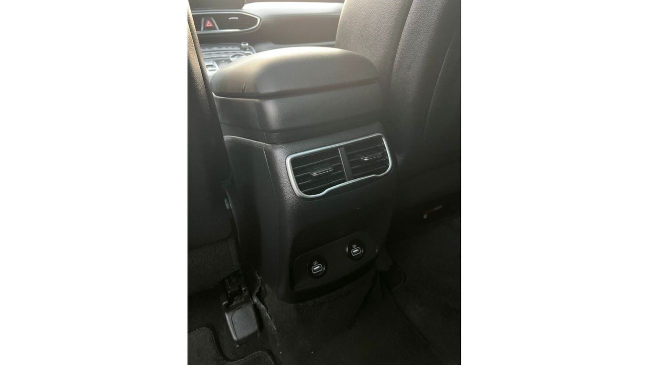 Hyundai Santa Fe 2022 HYUNDAI SANTA FE // PANORAMIC ROOF // PUSH START // ELECTRIC SEATS -  4X4