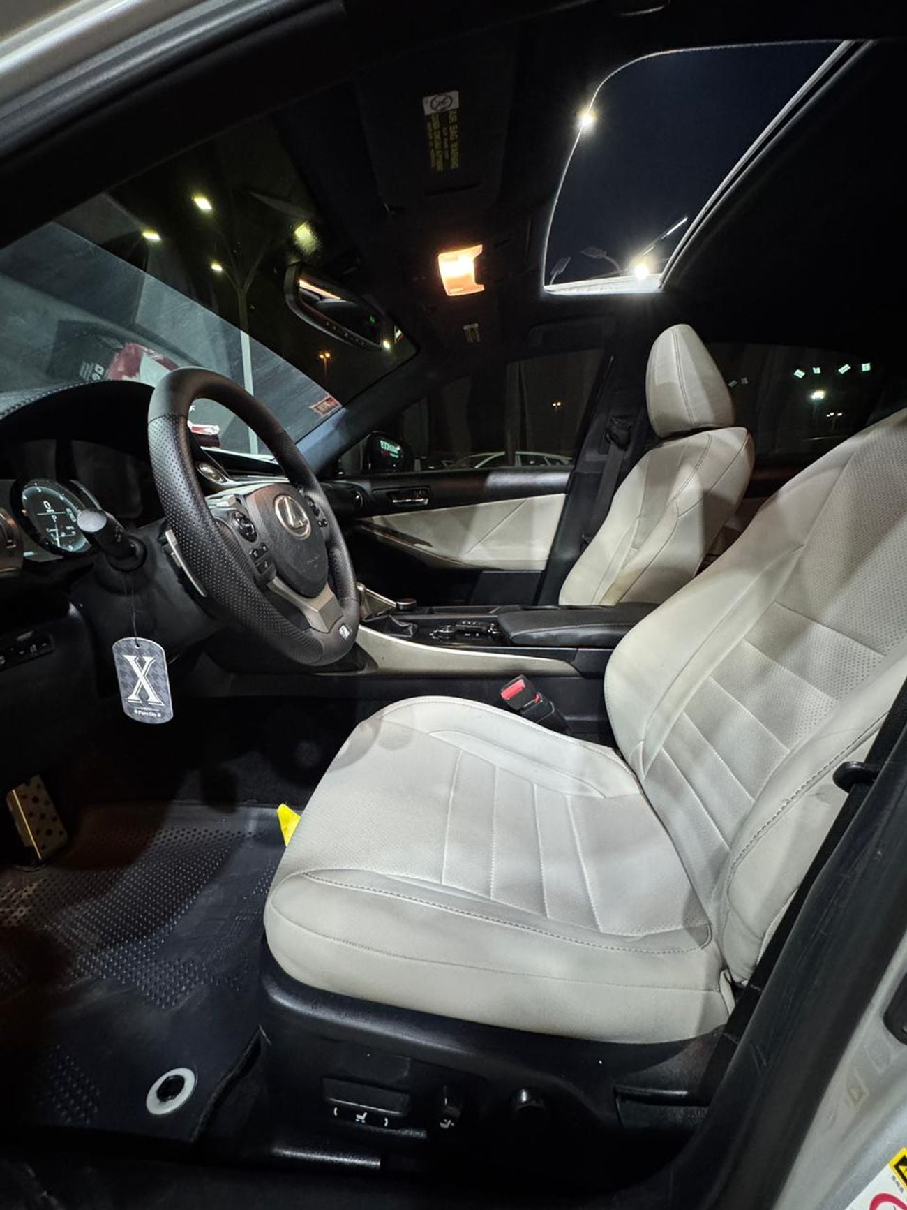 لكزس IS 250 F Sport 2.5L