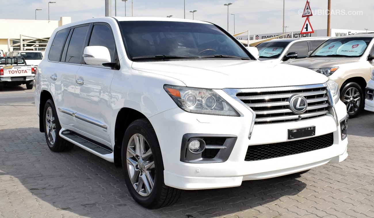 Lexus LX570